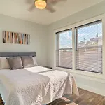 Charming And Quaint El Paso House With Backyard!